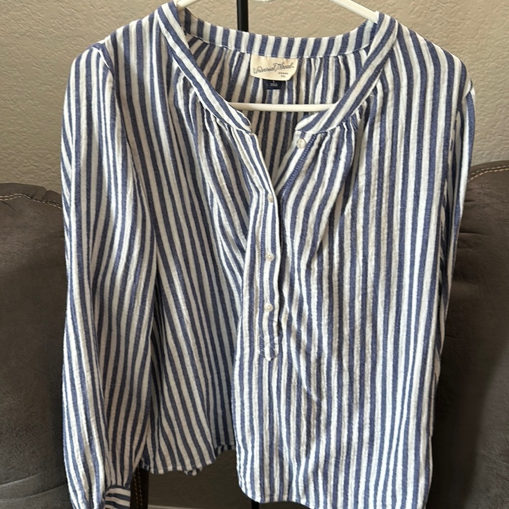 Linen long sleeve with stripes